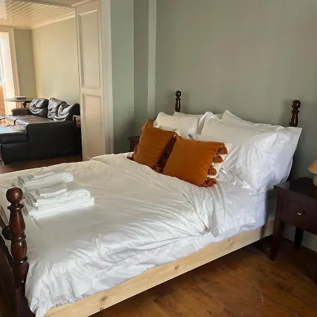 Tots - Bright In West Cork Village Holiday home Castletownshend