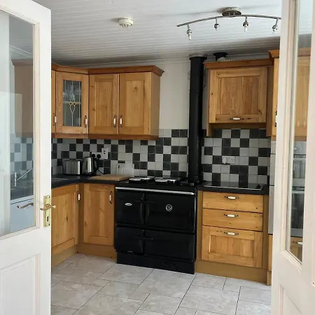 Holiday home Tots - Bright In West Cork Village