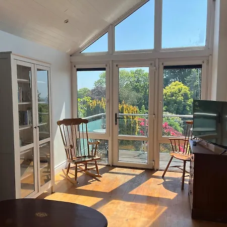 Tots - Bright In West Cork Village Holiday home Castletownshend
